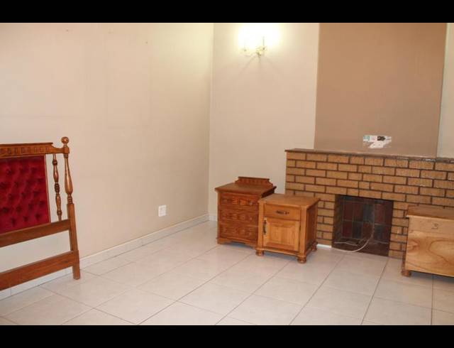 4 BEDROOM HOUSE FOR SALE IN KENSINGTON